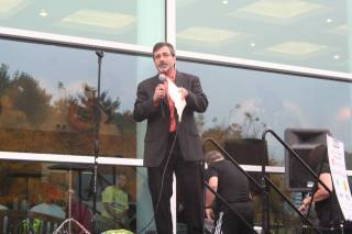 Brian Take steps SBU 2013